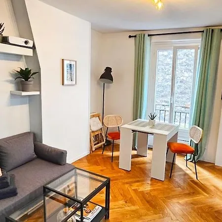 Lovely Flat Abbesses Center - Montmartre Apartamento *