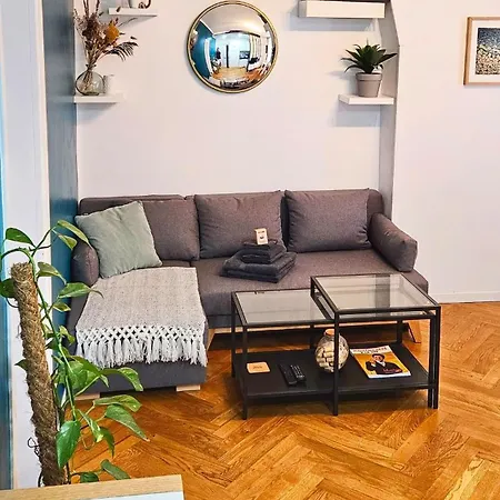 Lovely Flat Abbesses Center - Montmartre