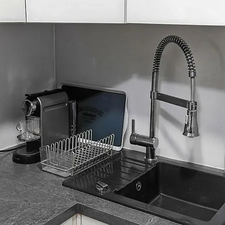 Lovely Flat Abbesses Center - Montmartre Paris