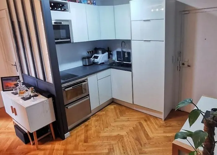 Lovely Flat Abbesses Center - Montmartre