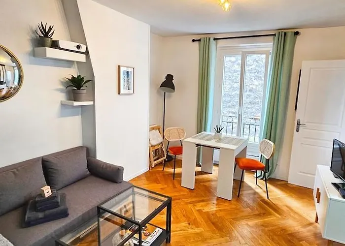 Lovely Flat Abbesses Center - Montmartre 公寓 *
